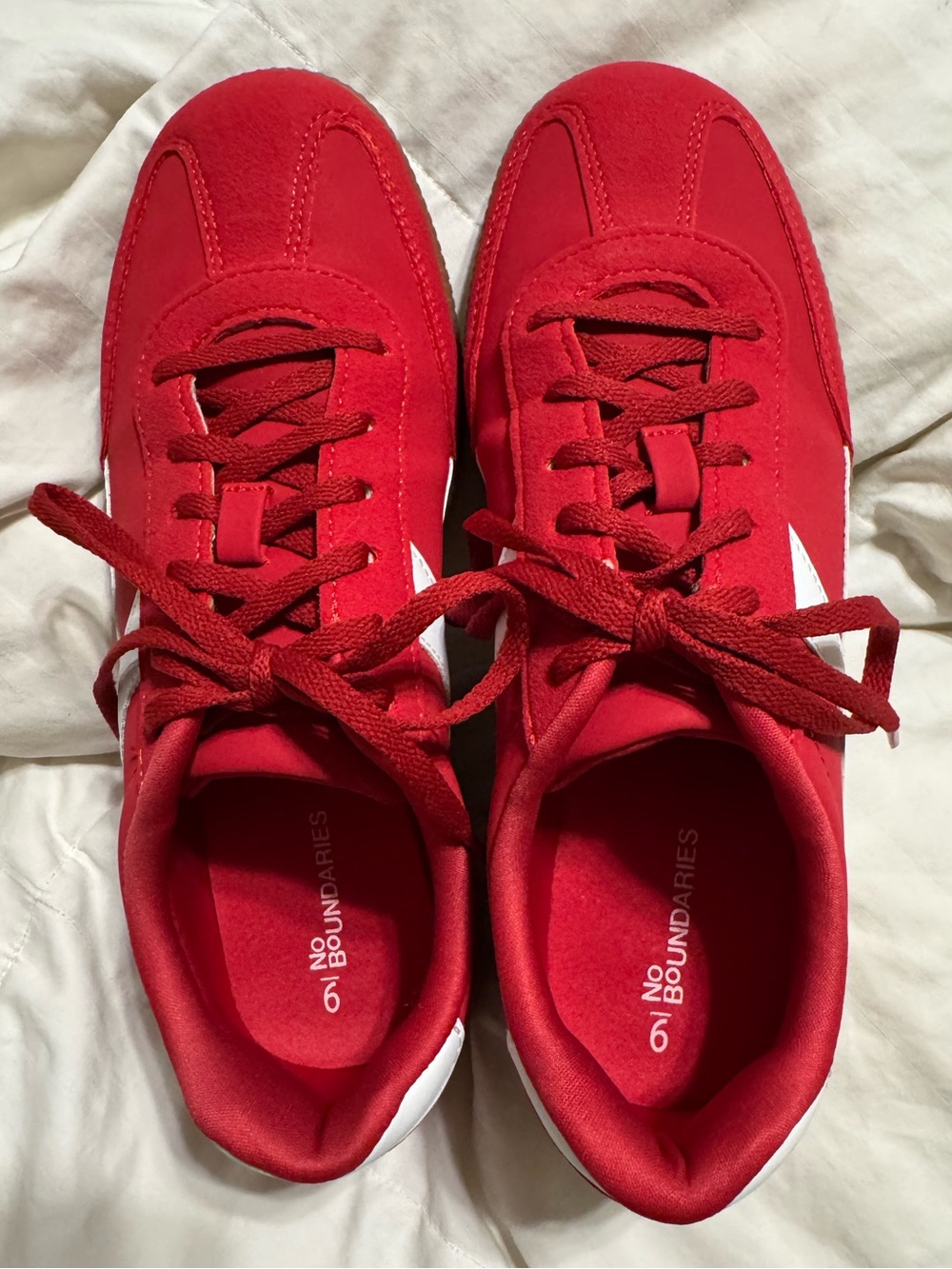 No Boundaries Red Lace-Up Sneakers | Women’s Size 9 | - Picture 3 of 7